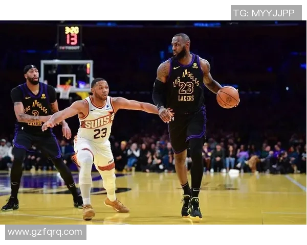 2014年湖人与勇士的激烈对决回顾及其对NBA格局的深远影响