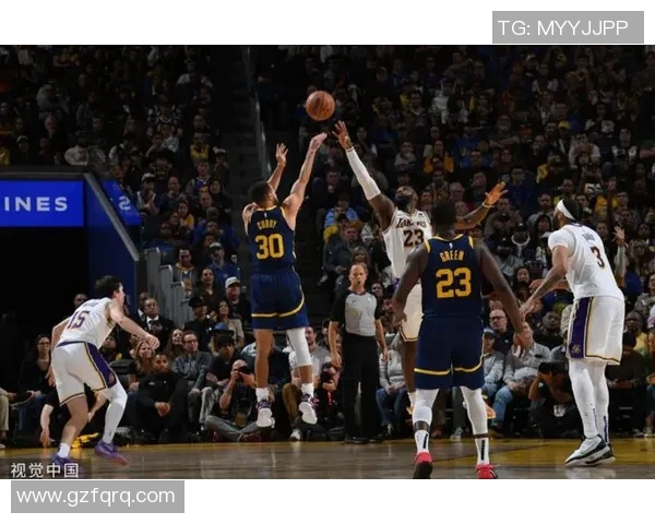 2007年骑士与湖人对决回顾：传奇对抗与篮球盛宴的经典瞬间