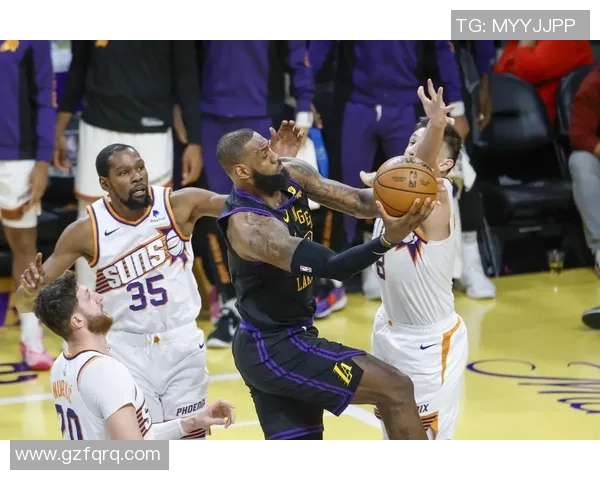 2009年湖人与太阳的经典对决回顾与精彩瞬间分析