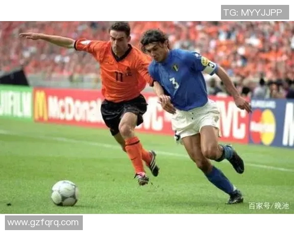 2000年欧洲杯意大利与荷兰精彩对决评分分析与回顾 2000年欧洲杯意大利与荷兰精彩对决评分分析与回顾