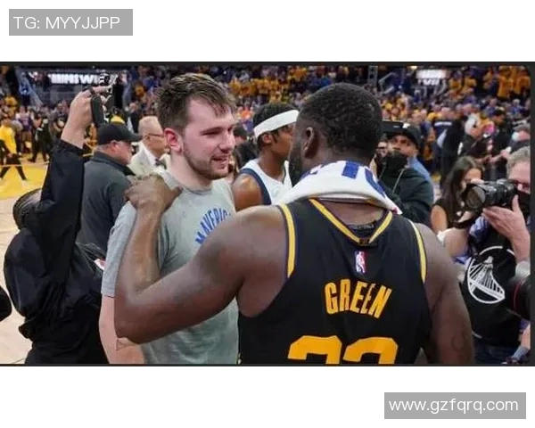 圣诞大战篮网对决绿军球迷期待精彩对抗盛宴 圣诞大战篮网对决绿军球迷期待精彩对抗盛宴