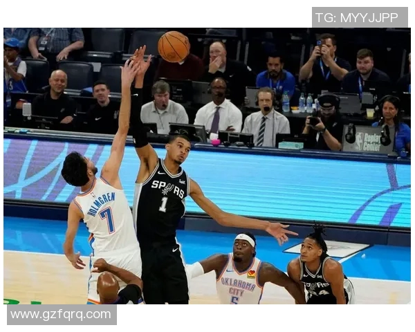 2019年马刺对雷霆精彩对决视频直播回顾与分析