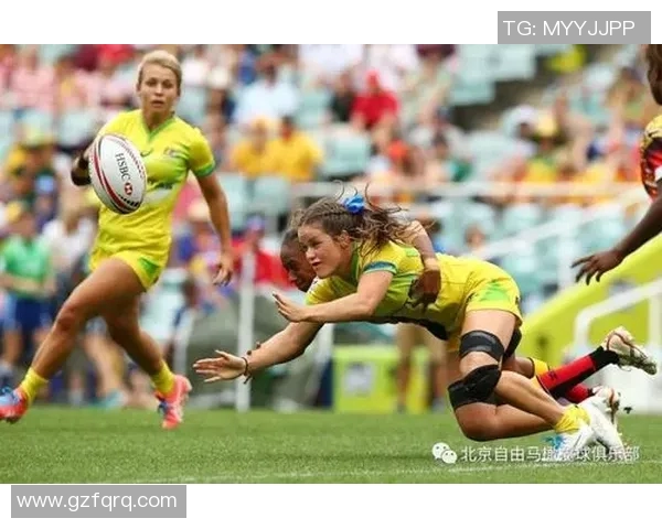 帕丘卡与普马斯激战正酣谁能在这场对决中笑到最后