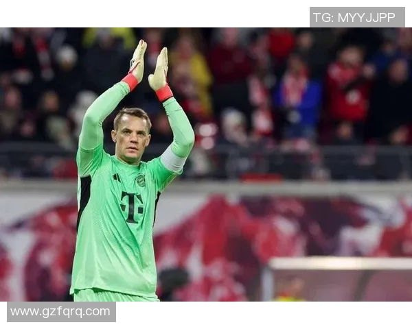 诺伊尔:守护球门的传奇门将与他的辉煌足球生涯探索 诺伊尔:守护球门的传奇门将与他的辉煌足球生涯探索