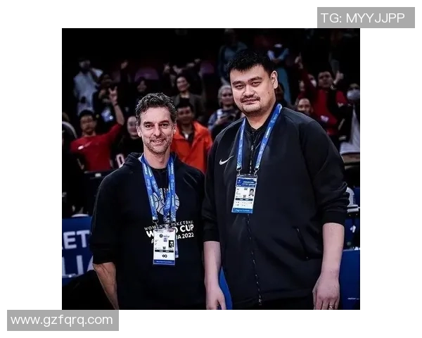 姚明与巨人卡里身高对比谁更高一目了然的揭秘与分析