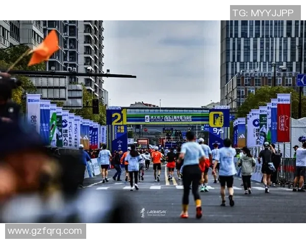 城市马拉松积分赛中上海街舞队以72分领先其他队伍展现出色实力MBA 城市马拉松积分赛中上海街舞队以72分领先其他队伍展现出色实力MBA