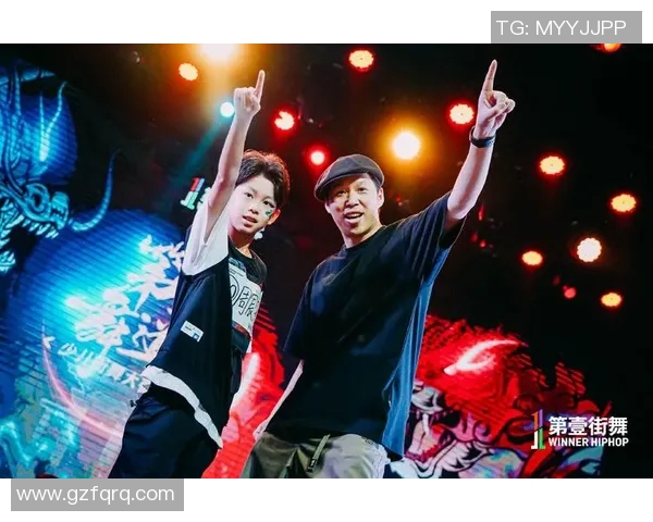 成都街舞队实力深度解析与对比探讨全景呈现 成都街舞队实力深度解析与对比探讨全景呈现