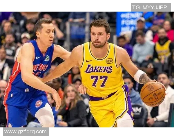 湖人对阵活塞精彩赛事直播在线全程跟踪与分析