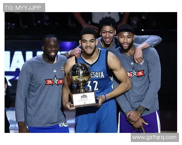 考辛斯与唐斯的对决分析：谁能在NBA赛场上更胜一筹