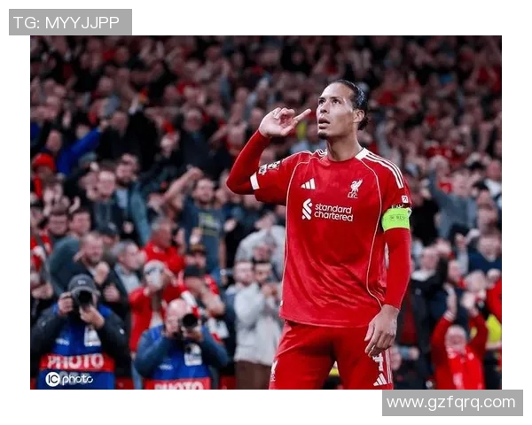 范迪克在利物浦的精彩集锦回顾与分析展现其防守艺术与领导魅力